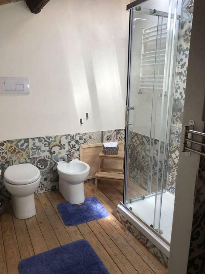 Appartamento Mansardato Nel Cuore Di Palermo - Accesso Terrazza Luaran gambar